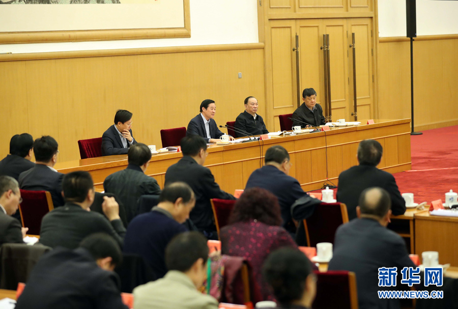 3月23日，治國理政論壇“‘四個全面’戰略布局系列理論研討會”首場研討會在北京召開，中共中央政治局委員、中央書記處書記、中宣部部長劉奇葆出席會議并講話。新華社記者 劉衛兵 攝
