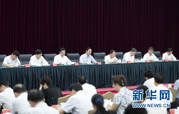 7月12日，中共中央政治局委員、中央書記處書記、中宣部部長劉奇葆在北京出席全國出版工作會議。 新華社記者 丁海濤 攝