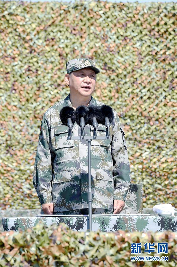 7月30日上午，慶祝中國人民解放軍建軍90周年閱兵在朱日和聯合訓練基地隆重舉行。中共中央總書記、國家主席、中央軍委主席習近平檢閱部隊并發表重要講話。新華社記者 蘭紅光攝