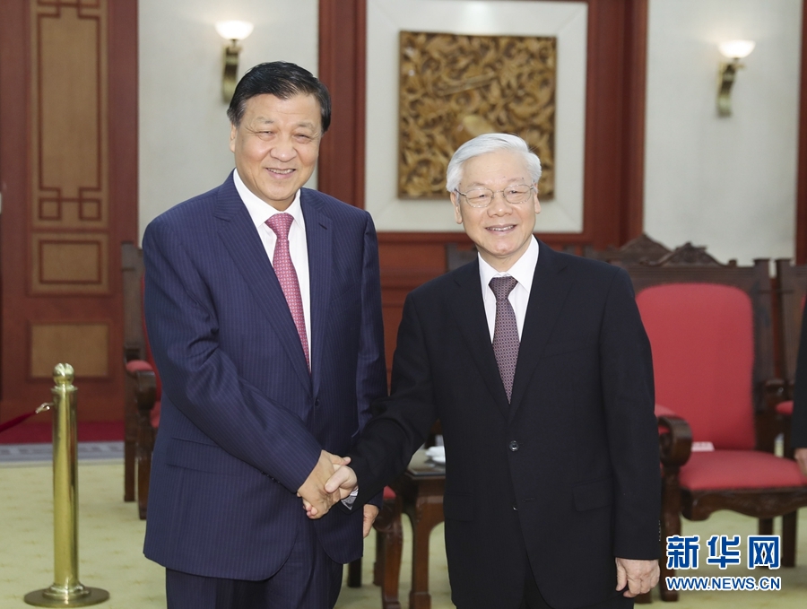 應越南共產黨邀請，中共中央政治局常委、中央書記處書記劉云山9月18日至19日對越南進行正式訪問。這是9月18日，劉云山在河內會見越共中央總書記阮富仲。 新華社記者 丁林 攝