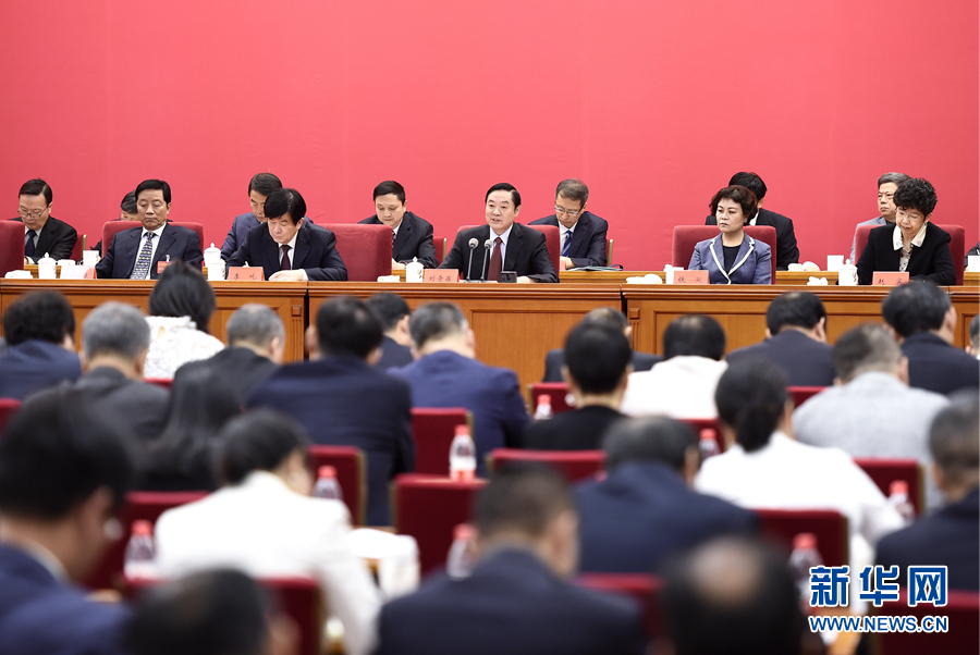 9月20日，中國電視藝術家協會第六次全國代表大會在北京召開。中共中央政治局委員、中央書記處書記、中宣部部長劉奇葆出席開幕式并講話。新華社記者 燕雁 攝