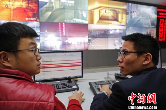 寒潮來襲上海加大對流浪、乞討等人員救助力度