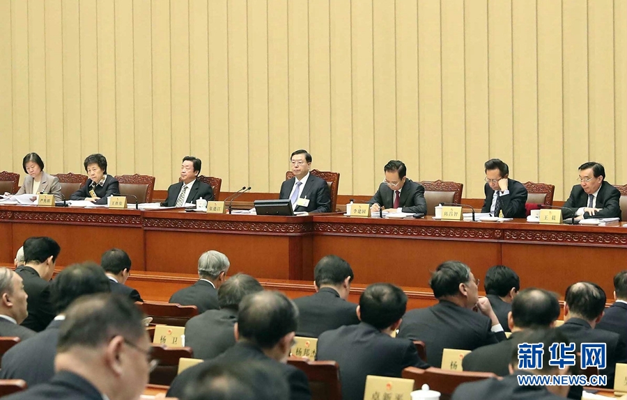 2月23日，十二屆全國人大常委會第三十三次會議在北京人民大會堂開幕。張德江委員長主持會議。 新華社記者　劉衛兵　攝