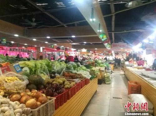 資料圖：圖為北京一家菜市場內景。 謝藝觀 攝