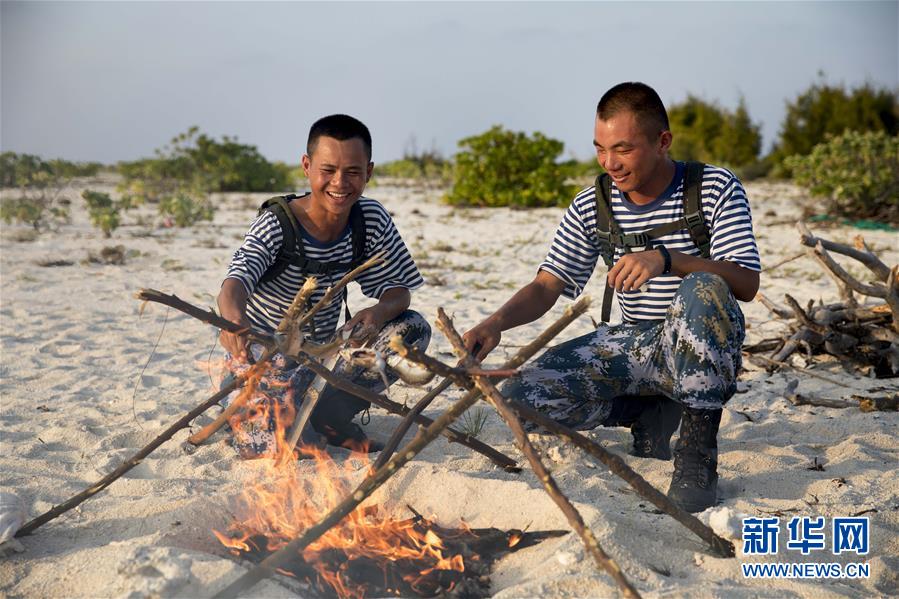（壯麗70年·奮斗新時代·新華全媒頭條·圖文互動）（10）“你在我的航程上，我在你的視線里”——走進海軍西沙中建島官兵的五彩世界