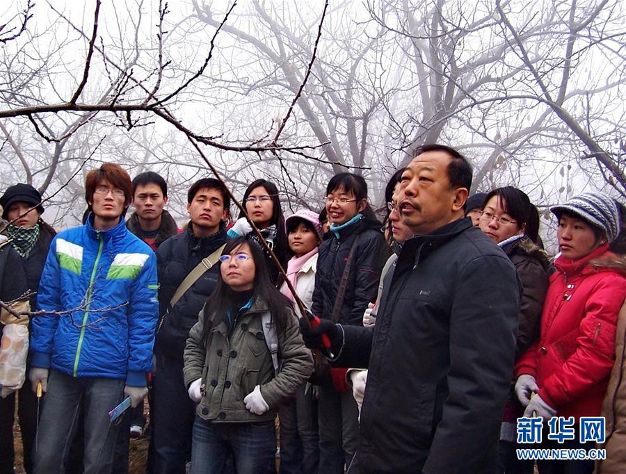 （壯麗70年·奮斗新時代——共和國榮光·圖文互動）（1）太行山上的新愚公——記“人民楷模”國家榮譽稱號獲得者李保國