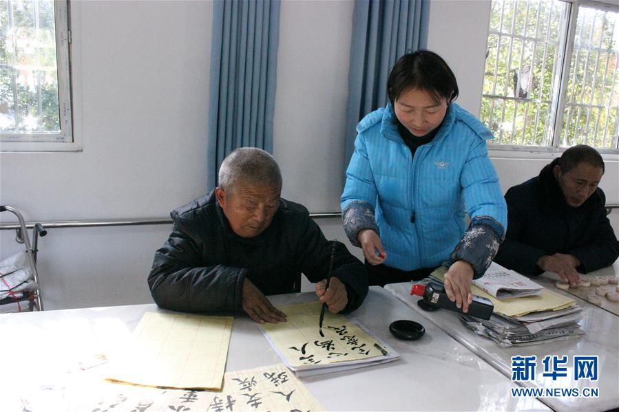 （在習近平新時代中國特色社會主義思想指引下——新時代新作為新篇章·總書記關切脫貧事·圖文互動）（3）醫療扶貧，照亮貧困家庭的明天