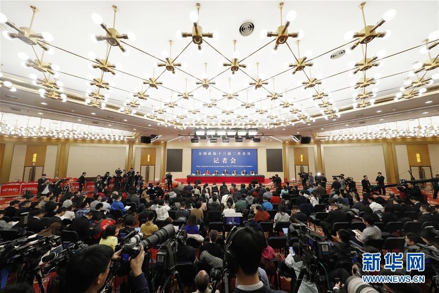 （兩會·XHDW）（9）政協委員談優化營商環境、促進民營經濟高質量發展