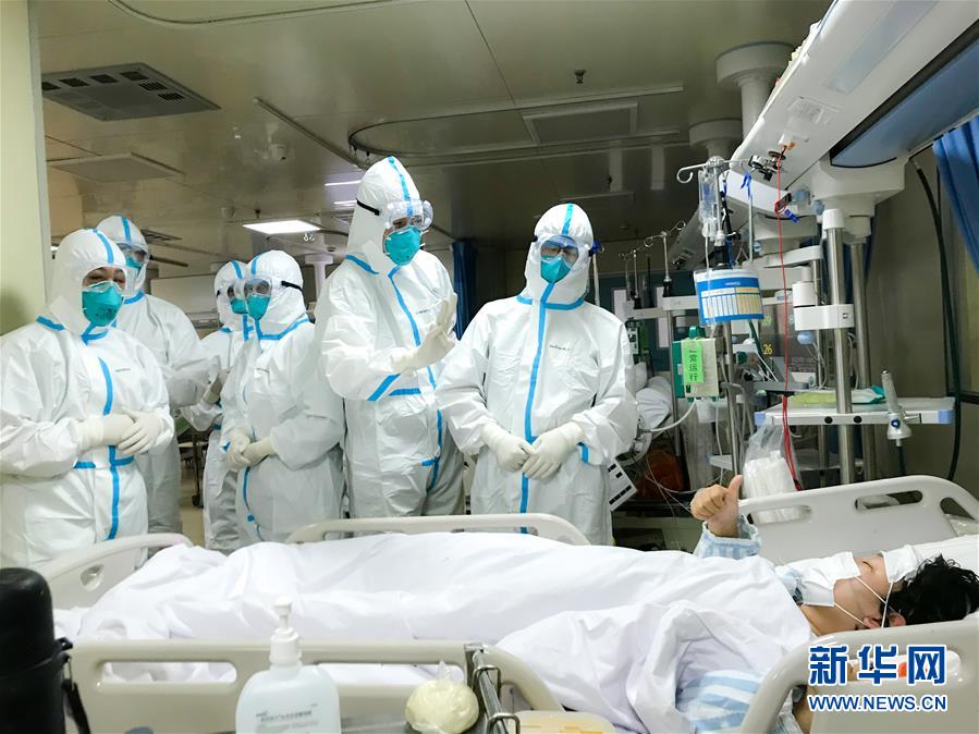 （新華全媒頭條·圖文互動）（3）新華社評論員：危難時刻，黨員干部要挺身而出——論堅決打贏疫情防控阻擊戰