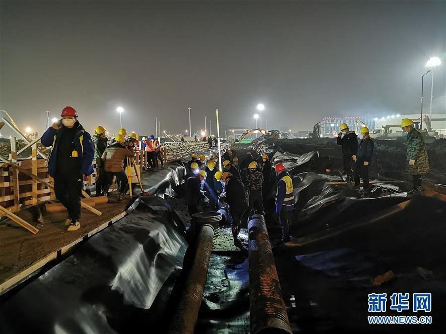 （一線抗疫群英譜·圖文互動）（3）羅文浩：“女兒，你的名字里有溫暖，有榮光！”