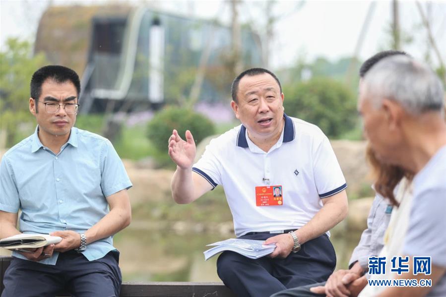 （新華全媒頭條·兩會精神看落實·圖文互動）（2）整體謀劃、系統升級、全面提升——落實全國兩會精神織牢織密公共衛生防護網