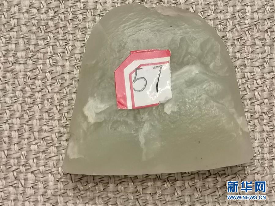 （文化視點·聽文物講故事·圖文互動）（1）豪橫！古人扛著玉斧在羅布泊打獵