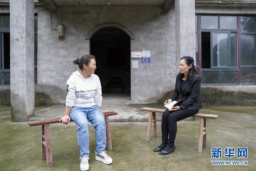 （兩會人物·圖文互動）（4）帶娃、賺錢兩不誤——一位農民工代表眼中的脫貧新工作