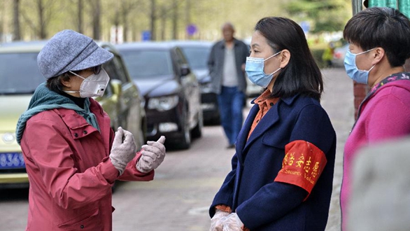 北京：黨員志愿者服務社區居民