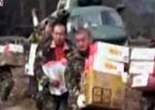 空軍實施大規模救援物資空投