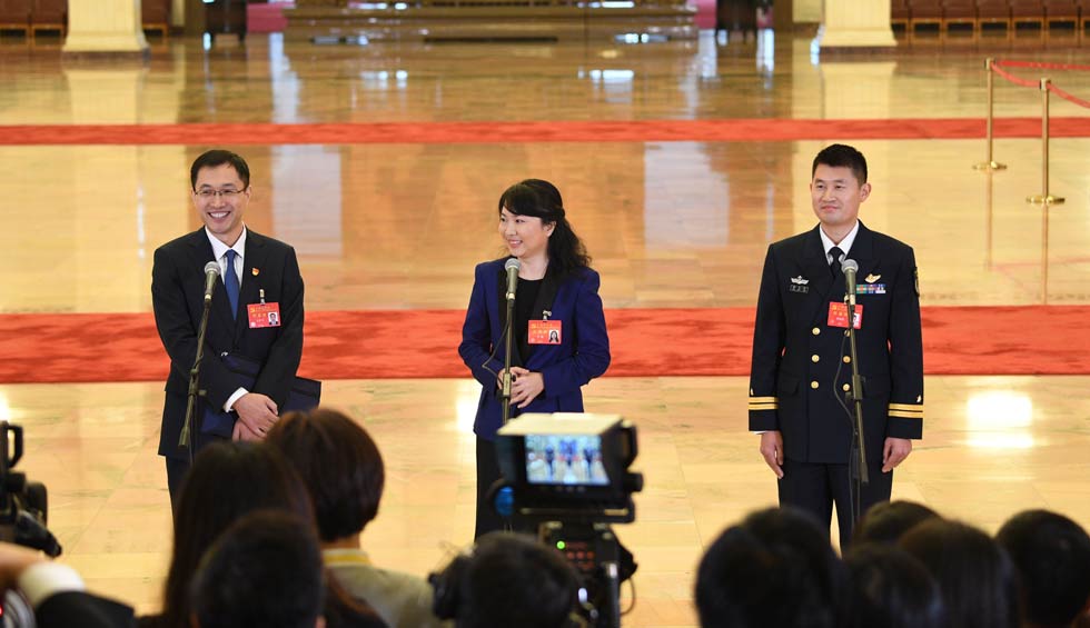 孟祥飛、李媛、曹先建接受采訪