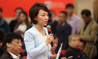 中央電視臺、中國國際電視臺記者提問