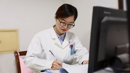 有才！這位女醫生自創說唱視頻，讓科普更“接地氣”