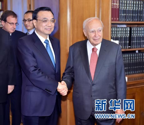 6月20日，國務院總理李克強在雅典總統府會見希臘總統帕普利亞斯。 新華社記者 李濤 攝