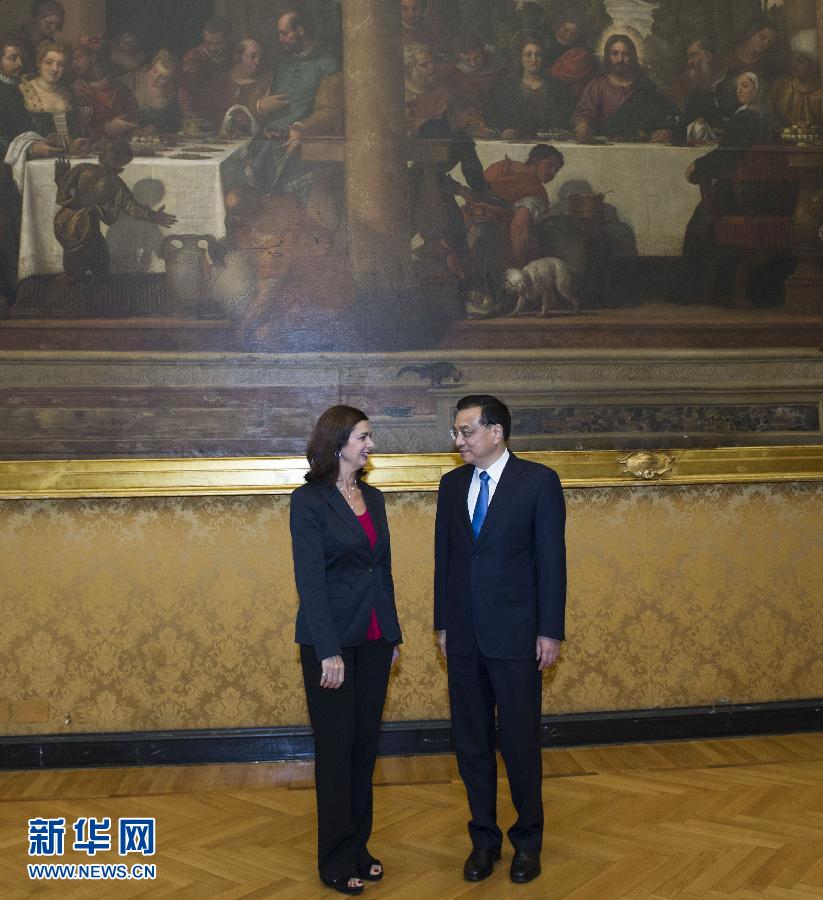 10月15日，中國國務院總理李克強在羅馬會見意大利眾議長博爾德里尼。 新華社記者王曄攝 