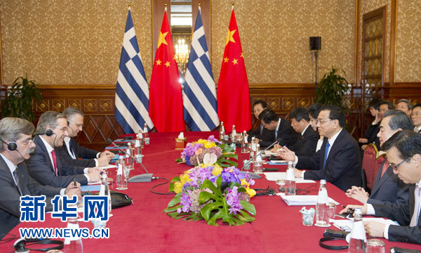 10月16日，中國國務院總理李克強在意大利米蘭會見希臘總理薩馬拉斯。 新華社記者 謝環馳 攝