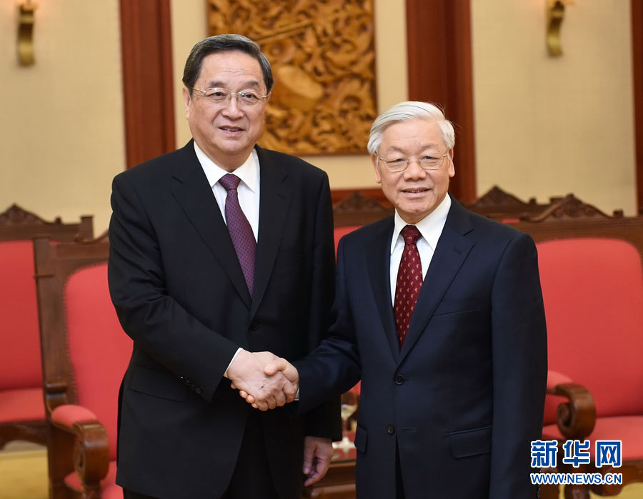 12月25日至27日，中共中央政治局常委、全國政協主席俞正聲對越南進行正式訪問。這是12月26日，俞正聲在河內會見越共中央總書記阮富仲。 新華社記者劉建生攝