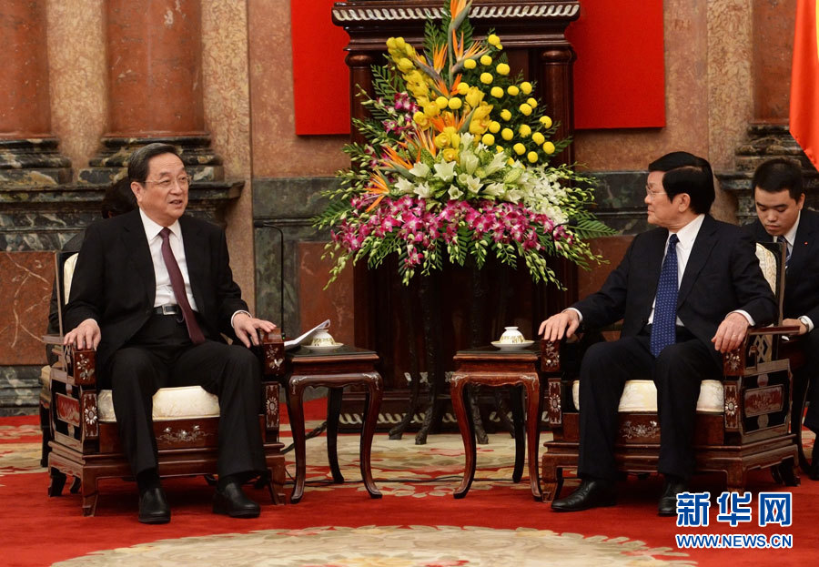 12月25日至27日，中共中央政治局常委、全國政協主席俞正聲對越南進行正式訪問。這是12月26日，俞正聲在河內會見越南國家主席張晉創。 新華社記者劉建生攝