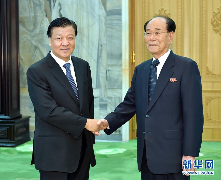 10月10日，正在朝鮮訪問的中共中央政治局常委、中央書記處書記劉云山在平壤會見朝鮮勞動黨中央政治局常委、最高人民會議常任委員會委員長金永南。 新華社記者 李濤 攝