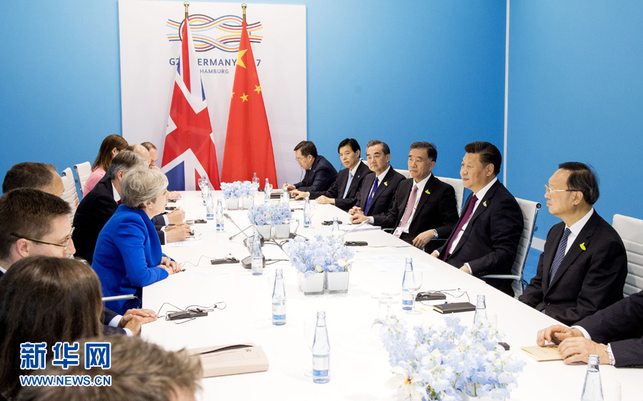 7月7日，國家主席習近平在漢堡會見英國首相特雷莎·梅。 新華社記者李學仁 攝