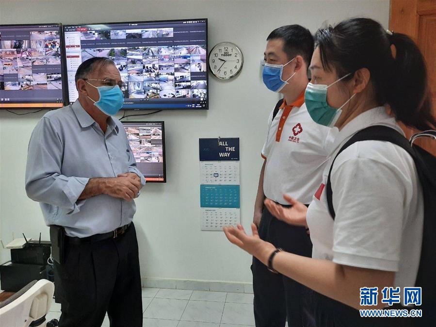 （國際疫情·圖文互動）（3）“工作忙碌又細致，經驗豐富又專業”——一名柬埔寨青年眼中的中國援柬抗疫醫療專家組