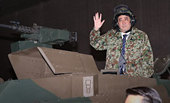 “安倍戰車”向南墻發起撞擊？